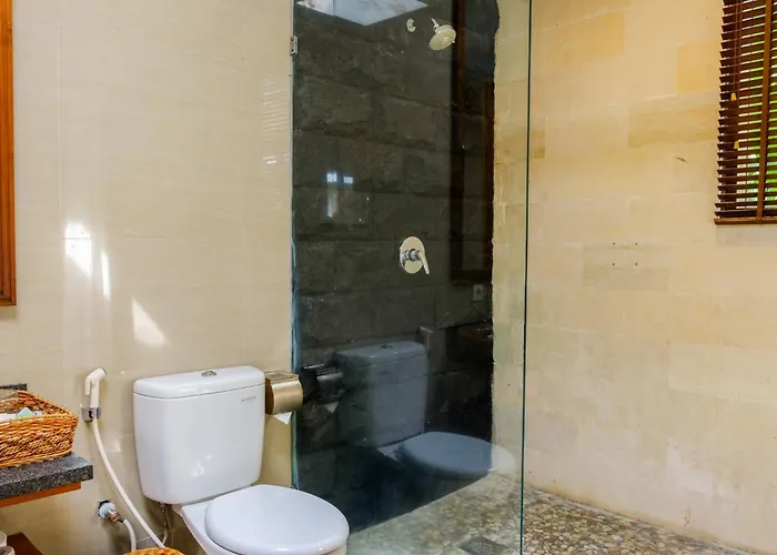 Hotel Lebak Bali 4*