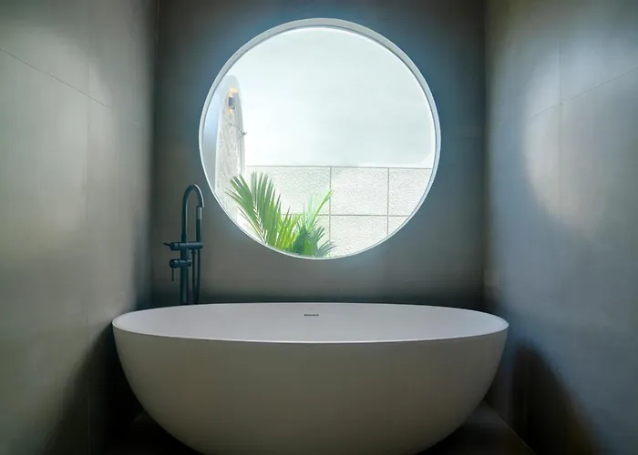 Hotel Lebak Bali 4*